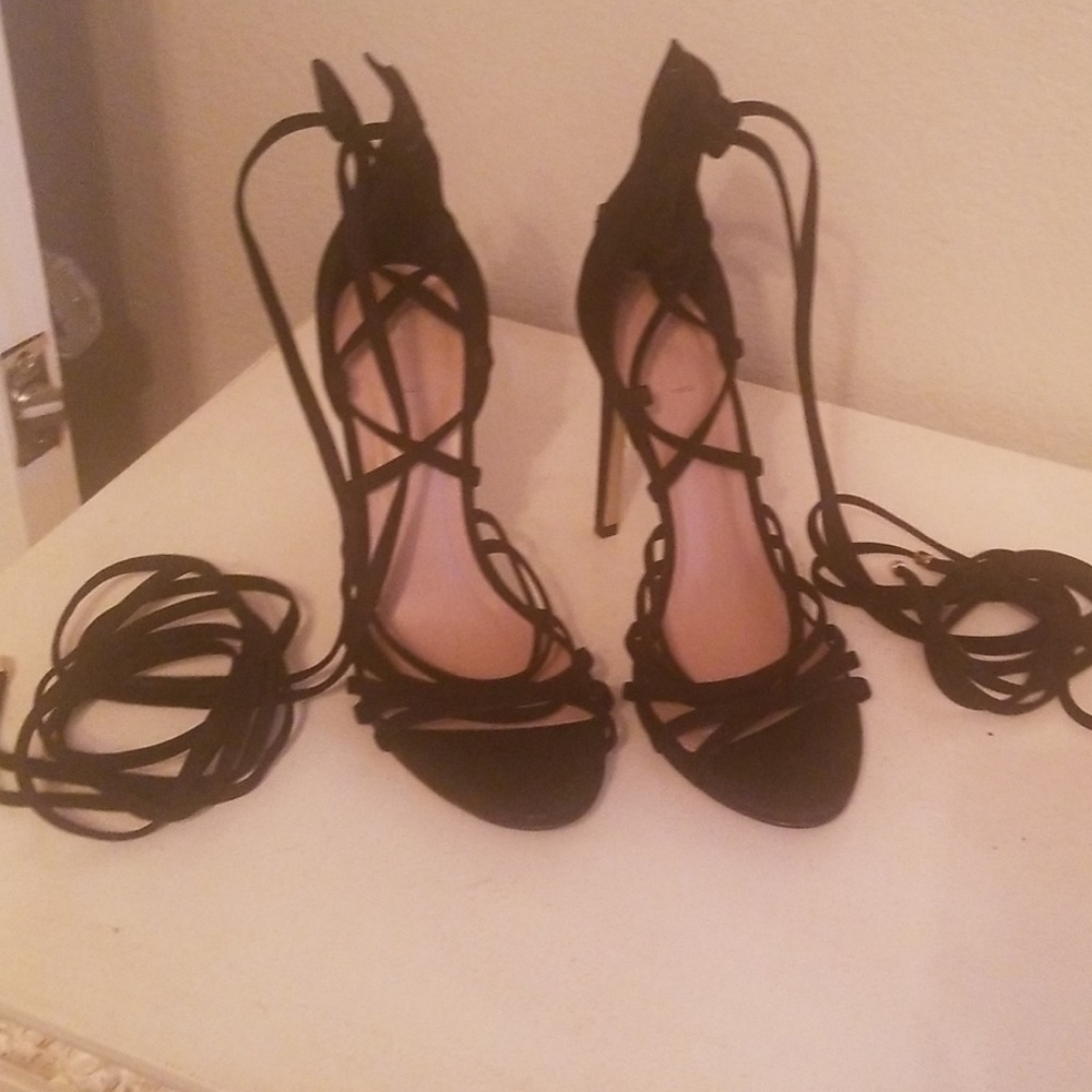 Aldo wrap up ankle strappy heels in black